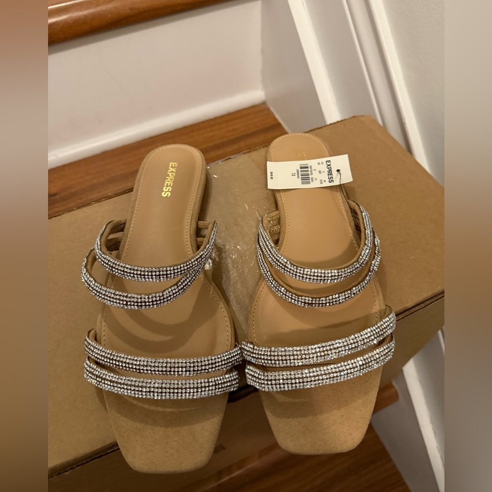 Express Women's Sandals in Tan and Silver